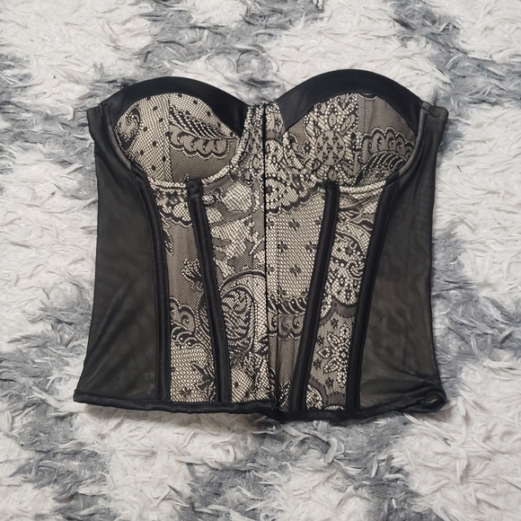 Charlotte Russe Other - Lace and mesh padded corset S